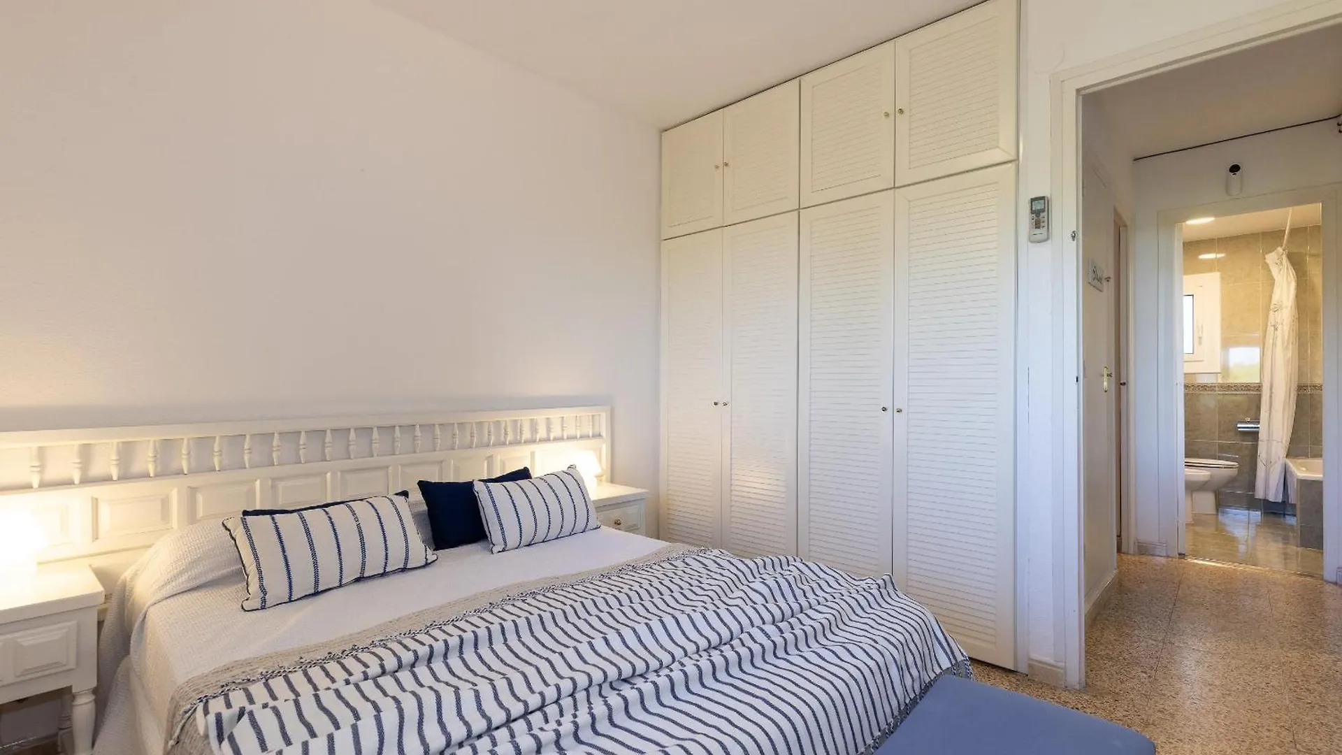 Uhc Cye Apartments Salou
