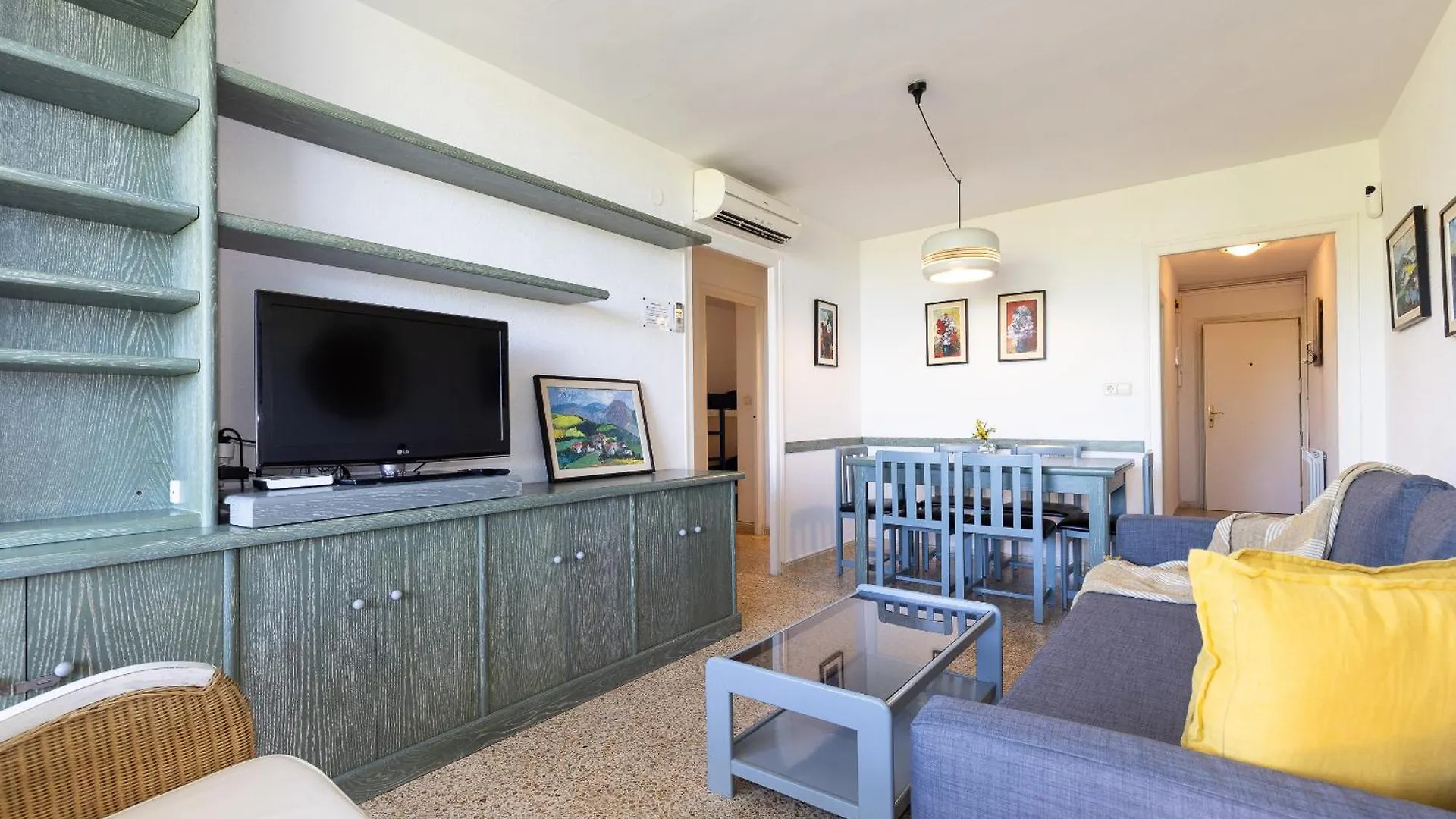 Uhc Cye Apartments Salou