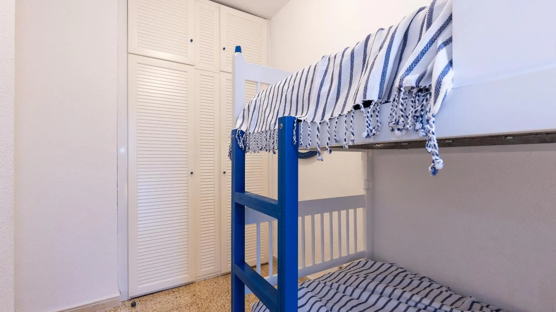 Uhc Cye Apartments Salou